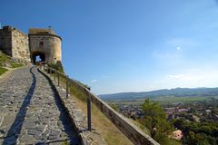 Eingang zu Burg Sümeg.