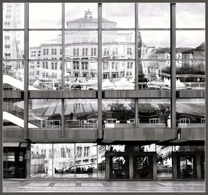 Eingang zum Gewandhaus