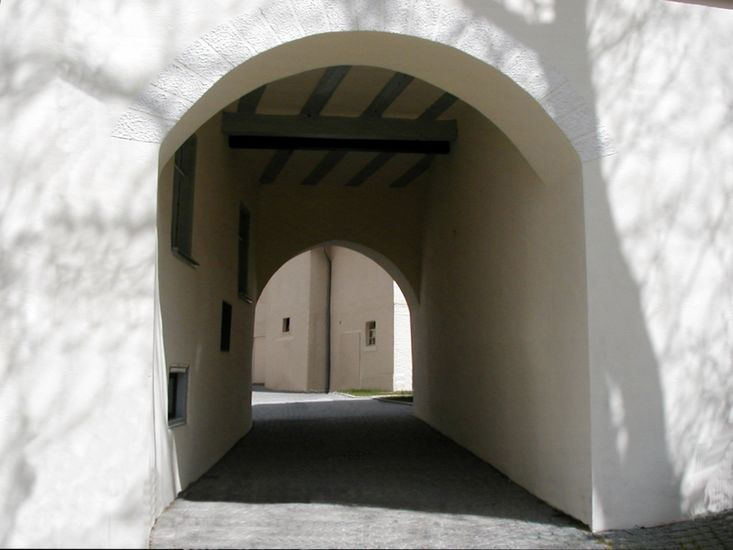 Eingang zum Kloster Herbrechtingen