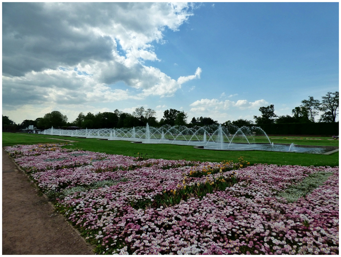 Eingang zum Nordpark Düsseldorf