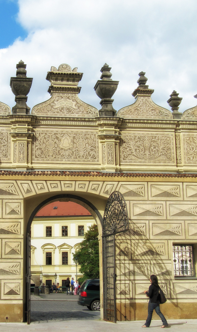 Eingang zum Palais Schwarzenberg, Prag