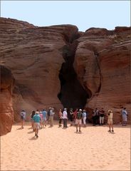 Eingang zum Upper Antelope Canyon ...