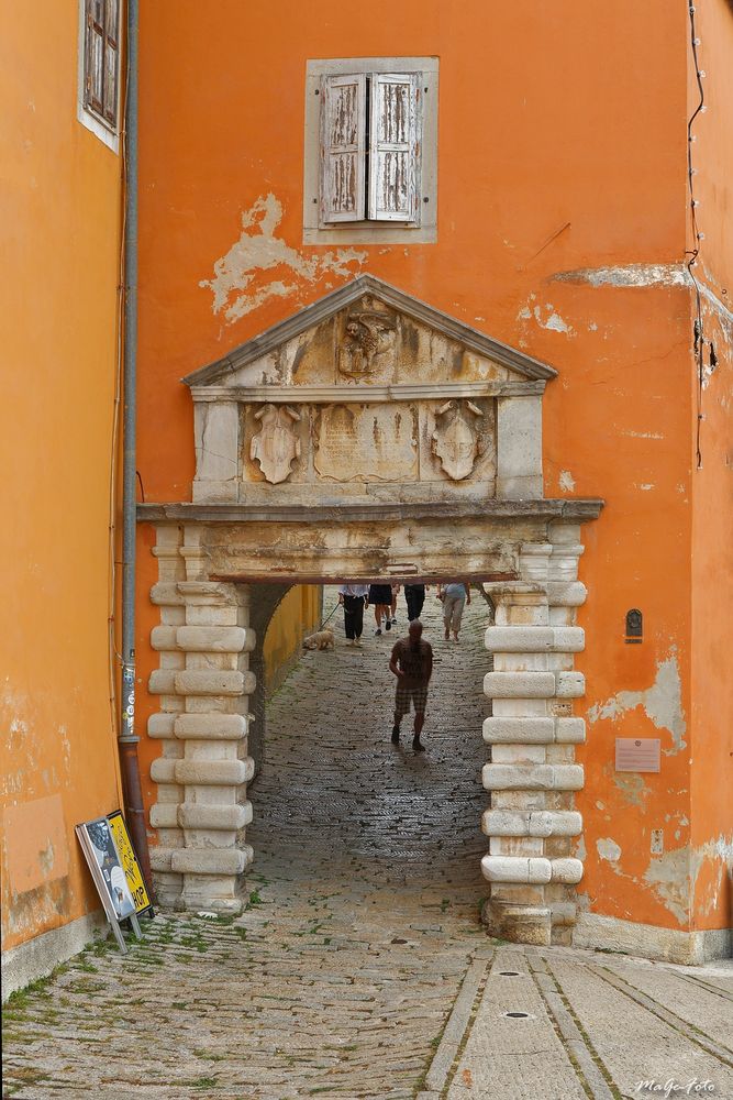 Eingang zur Altstadt - Labin (2) 