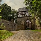 ~~Eingang zur Burg Schweinsberg~~