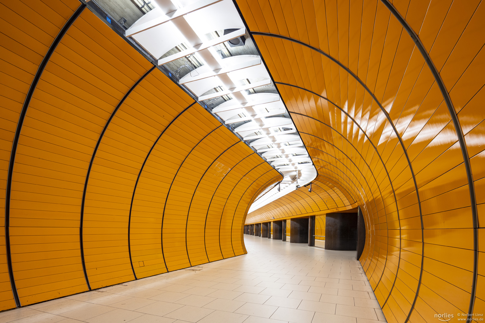 Eingang zur Haltestelle Marienplatz