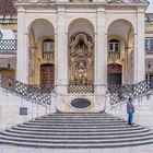 Eingang zur juristischen Fakultät der Uni in Coimbra