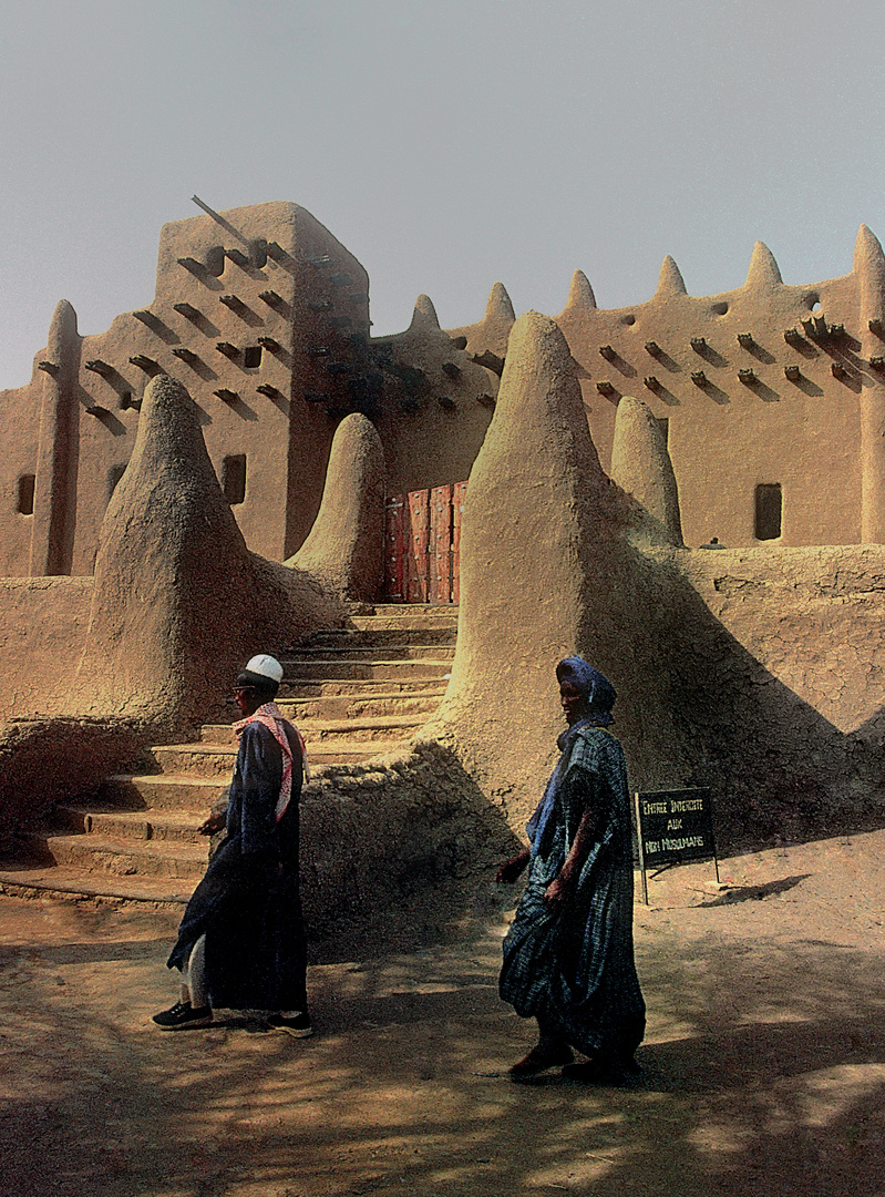 Eingang zur Moschee in Jenné