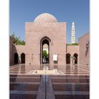 Eingang zur Sultan Qabus Moschee in Muscat/Oman
