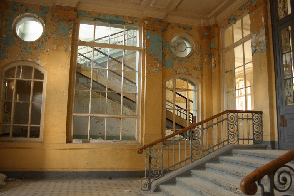 Eingangshalle im Badehaus Beelitz