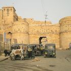 Eingangstor des historischen Forts Jaisalmer - Rajasthan