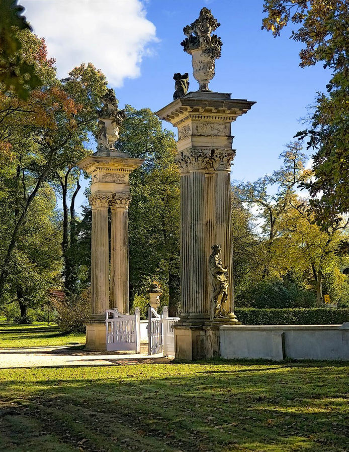 Eingangstor zum Park von Schloss Rheinsberg