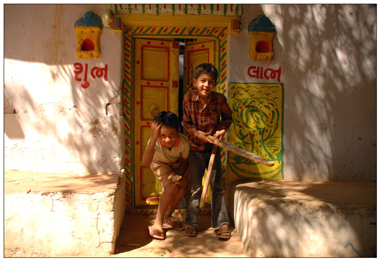 Eingangstür in Bhuj, Indien