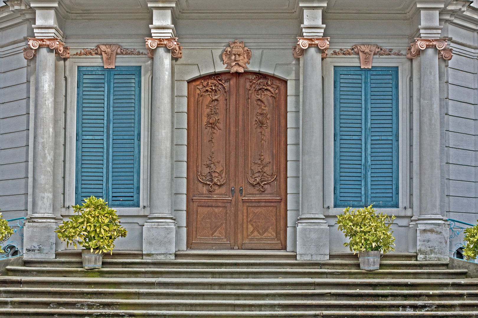 Eingangstür Schloss Wilhelmstal