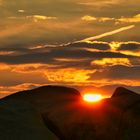 Eingebetteter Sonnenuntergang auf dem Brocken