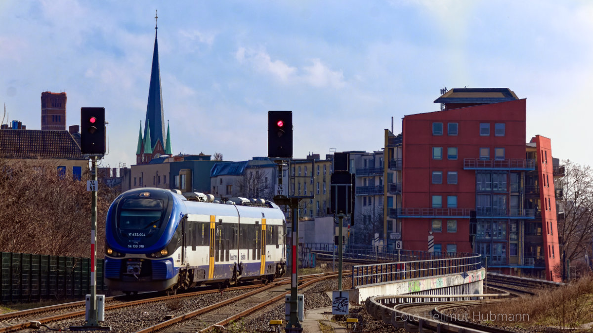 EINGEPASSTE ANKUNFT IN OSTKREUZ