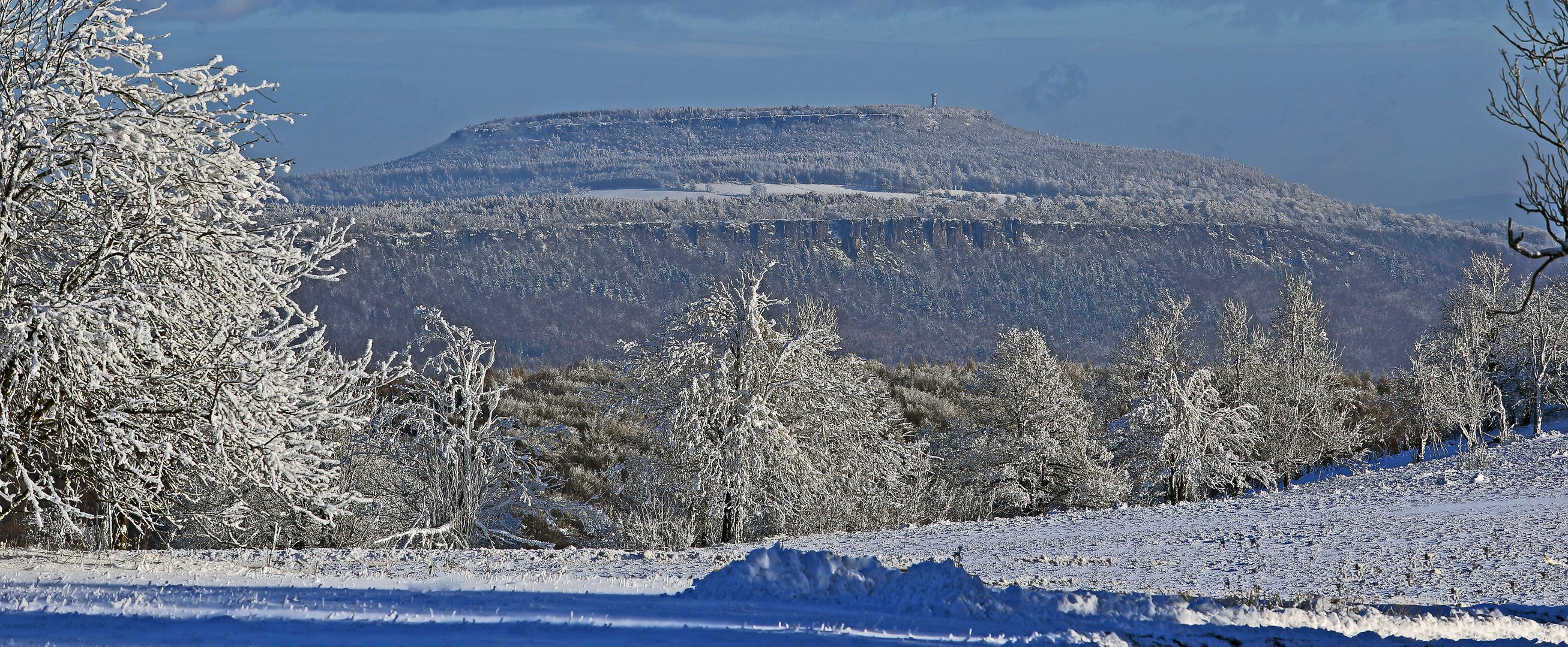 Eingerahmt ist hier fast der Hohe Schneeberg...