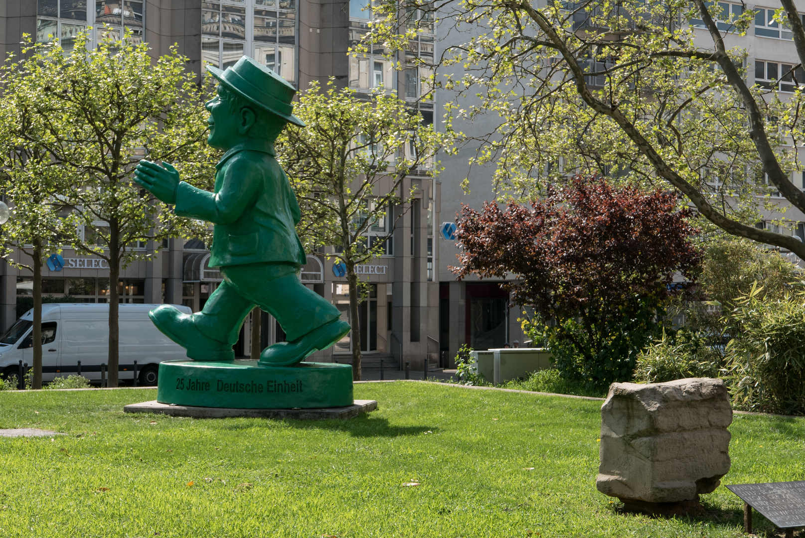 Einheits- oder Ampelmännchen...