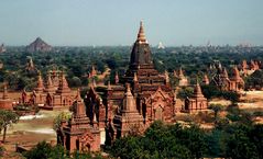 Einige tausend Tempel in Pagan