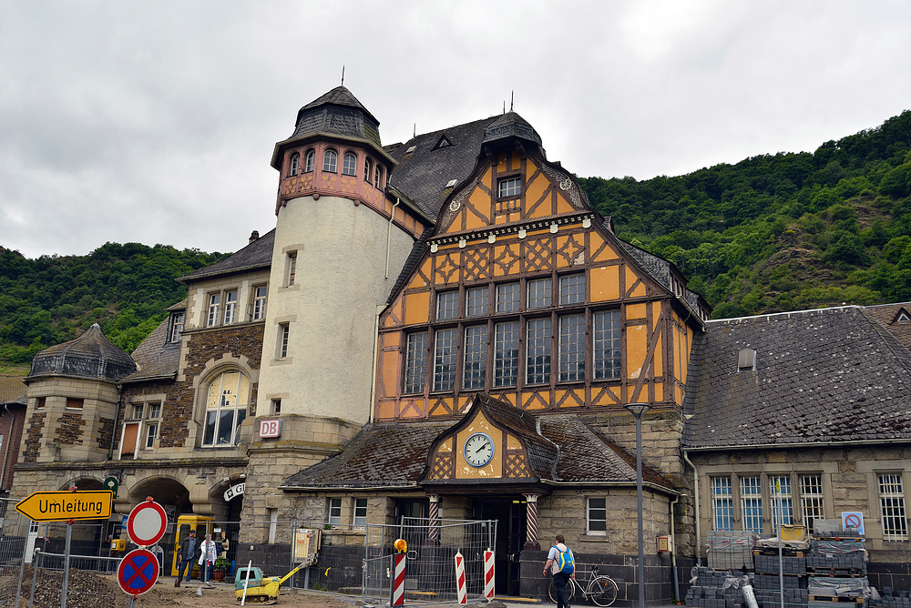 Einiges Um - Inn - Cochem im Moseltal Nr.1