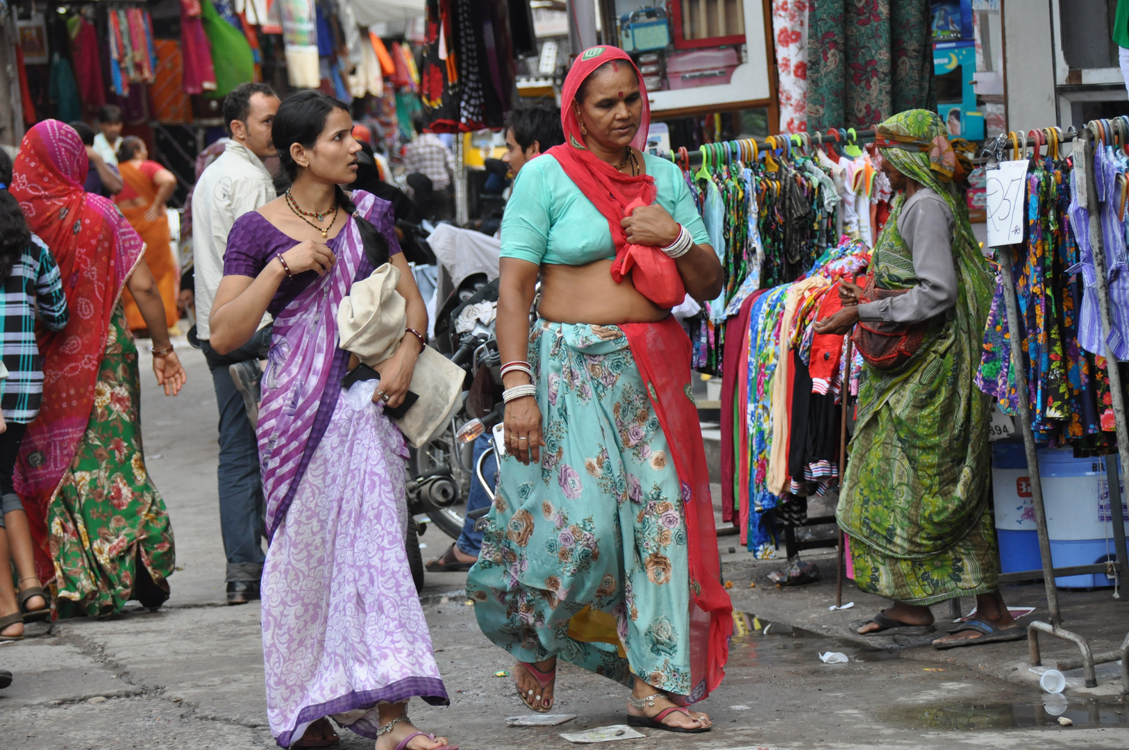 Einkaufsbummel auf dem Bazar in Jodhpur