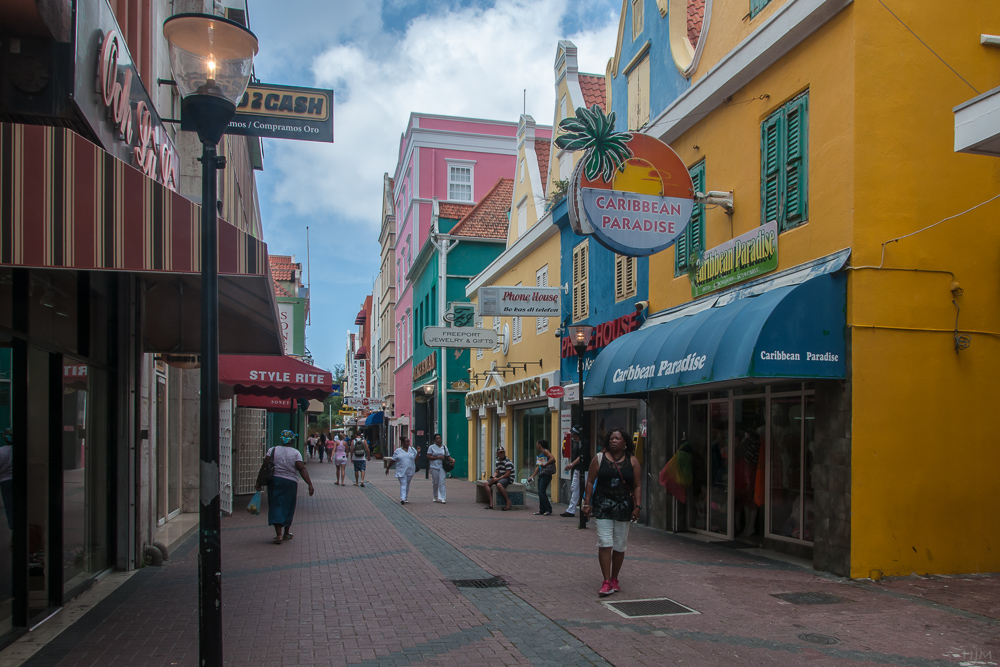 Einkaufsbummel in Willemstad