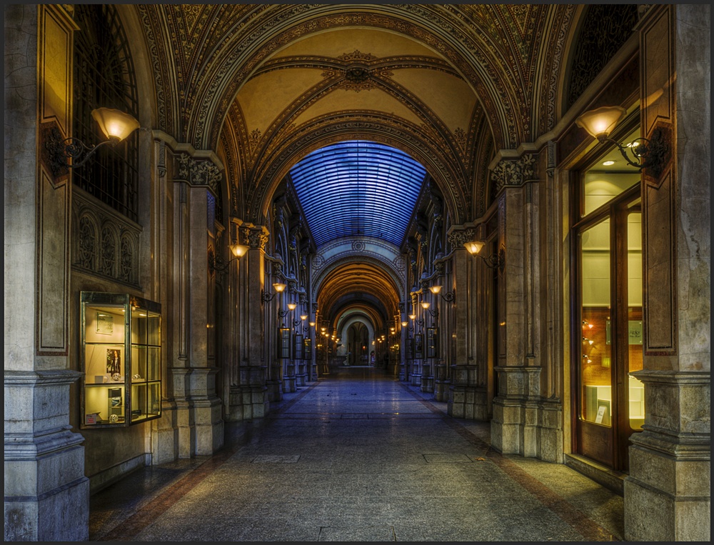 Einkaufspassage im Palais Ferstl, Wien