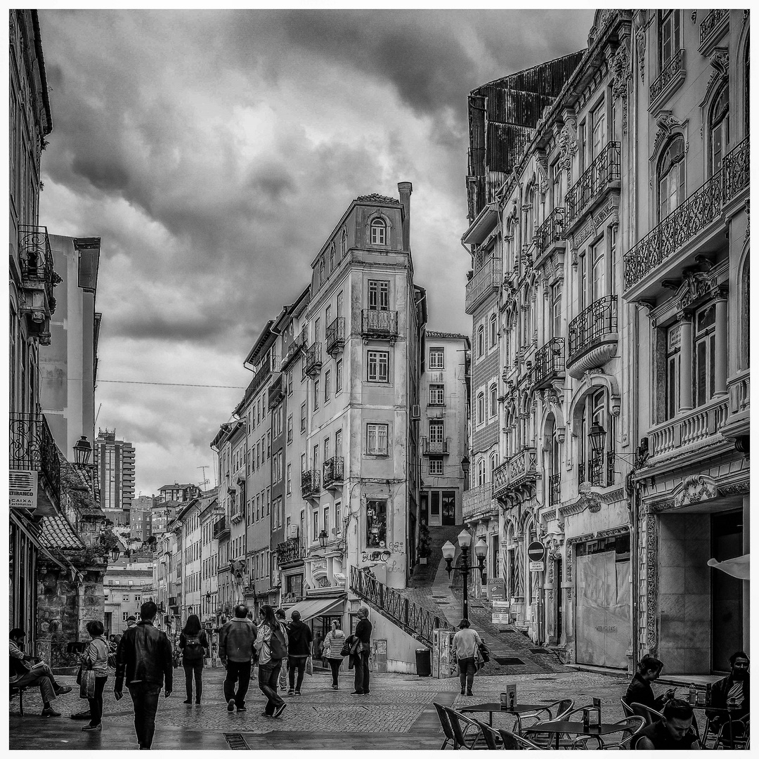 Einkaufsstrasse in der Aldstadt Coimbra