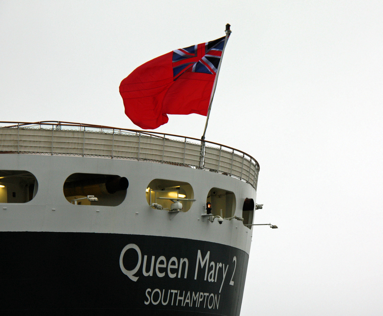 Einlaufen der Queen Mary 2 am 13.08.2011 in Hamburg - 08