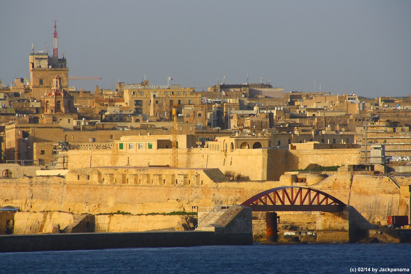 Einlaufen in den Naturhafen Malta (5)