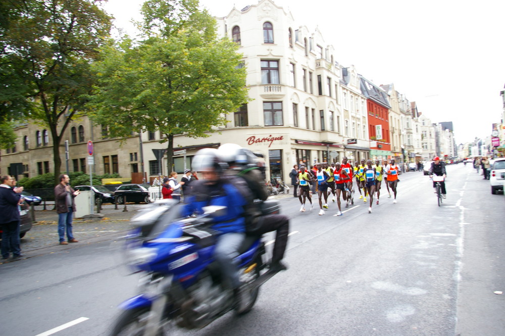 Einleitung zum Marathonlauf in Köln