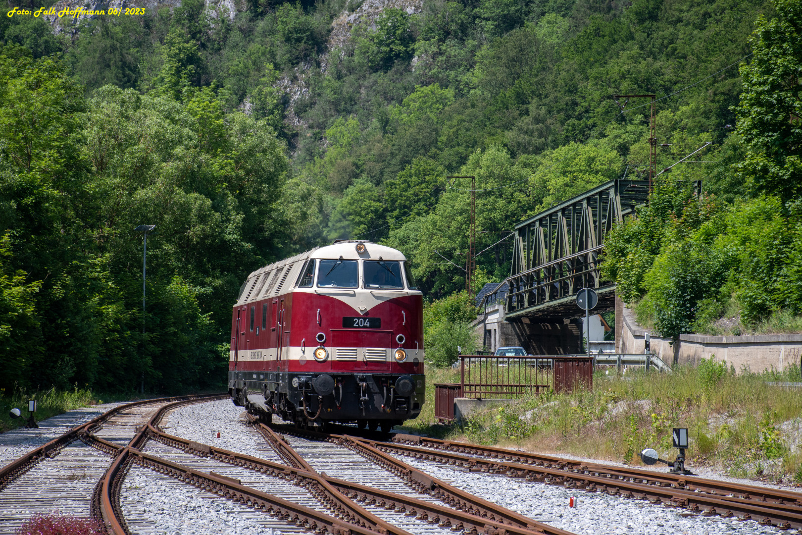 Einrücken in den alten Bahnhof