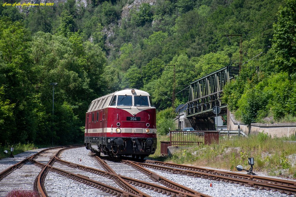 Einrücken in den alten Bahnhof