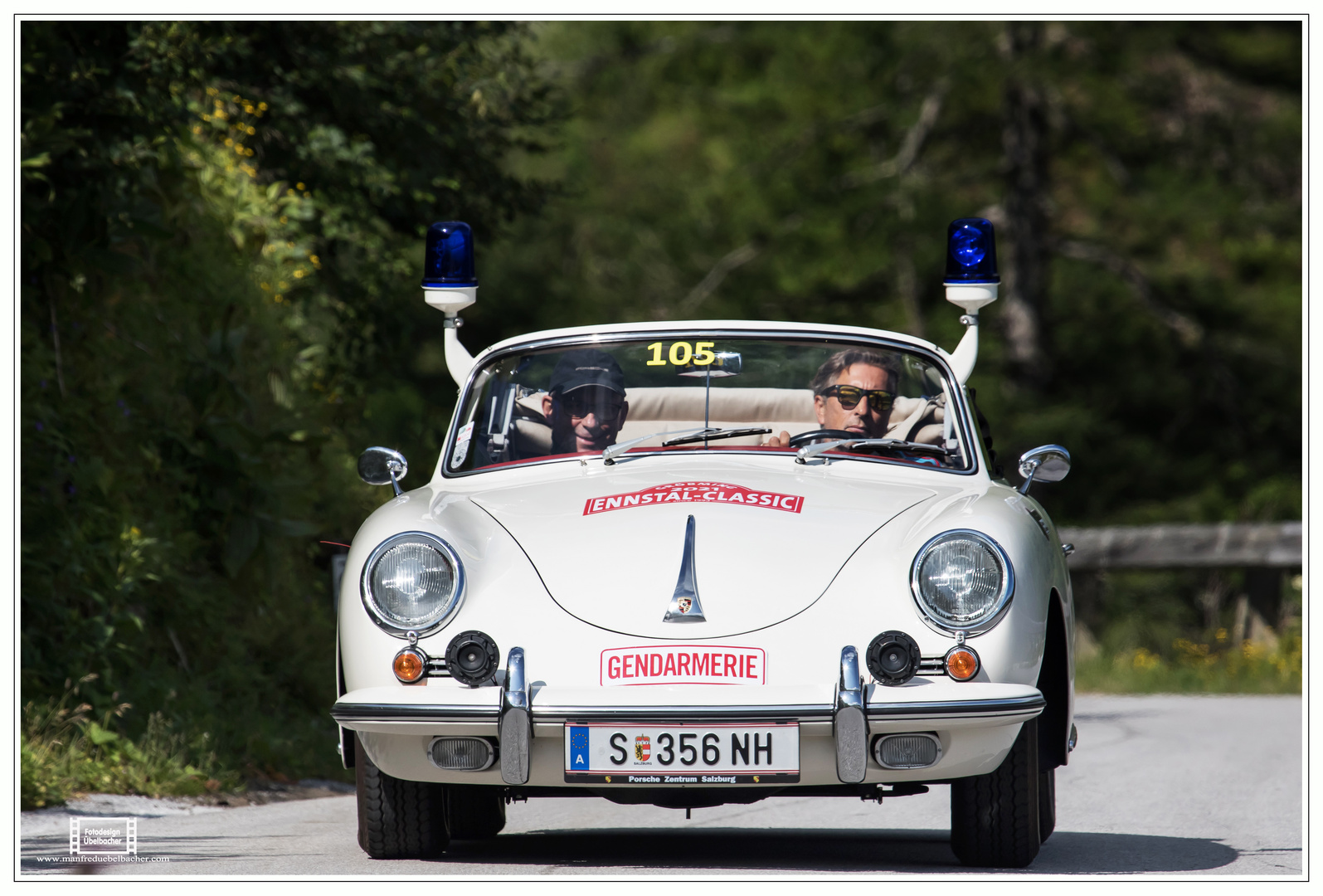 Eins zwei Polizei