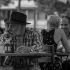 ...einsam im Biergarten...