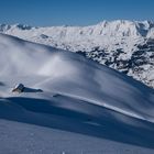 Einsame Berghütte im Winter