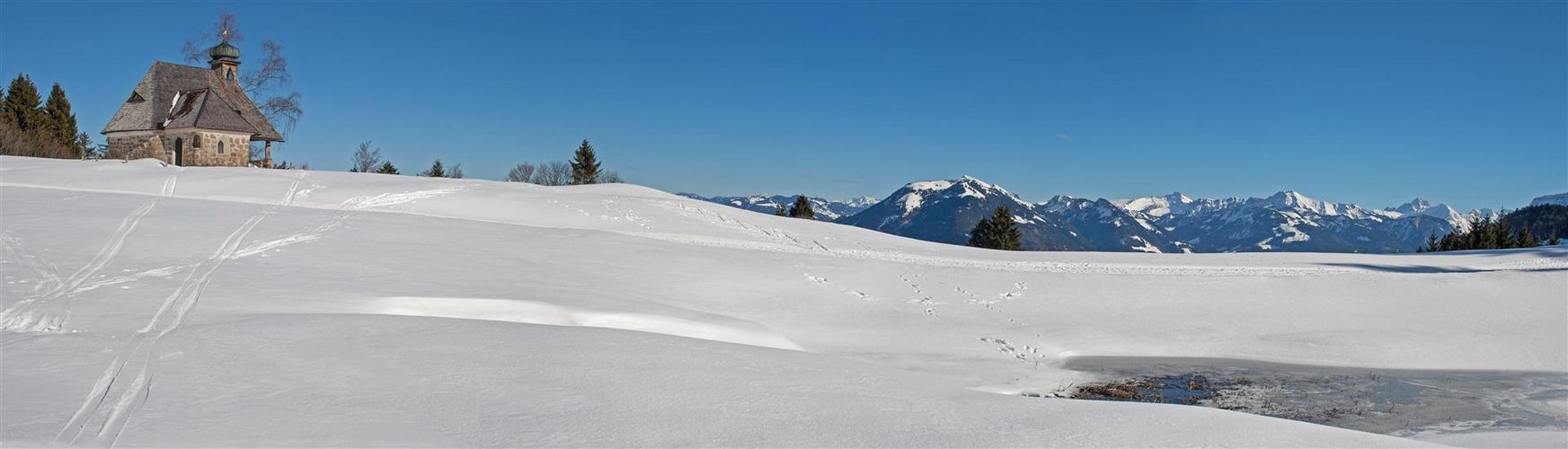 Einsame Kapelle bei der Lustenauer Hütte