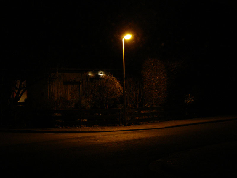 Einsame Laterne Foto Bild Architektur Architektur Bei Nacht Motive Bilder Auf Fotocommunity