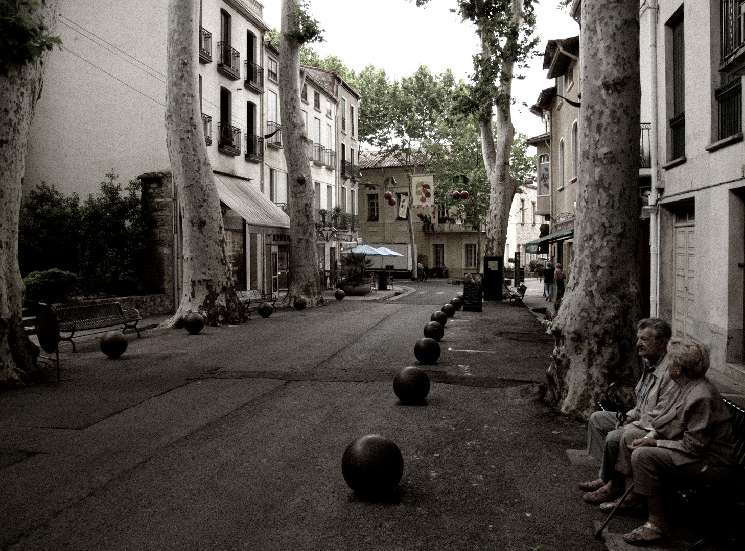 Einsame Straße in Ceret