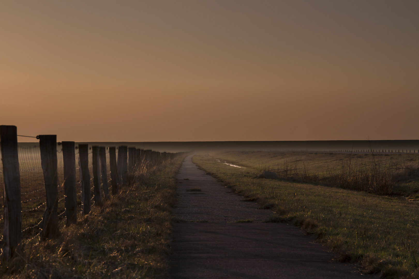 einsamer Radweg