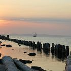 Einsamer Segler auf dem Großen Jasmunder Bodden