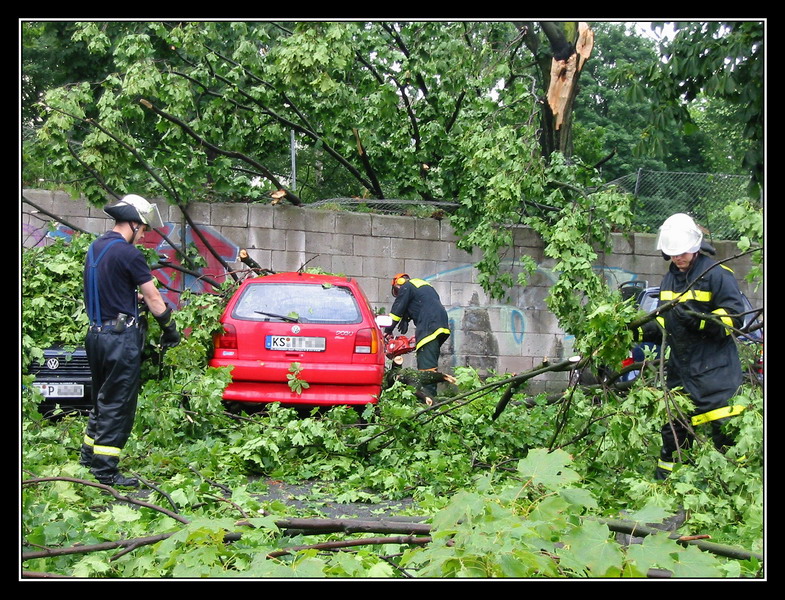 :: einsatz ::