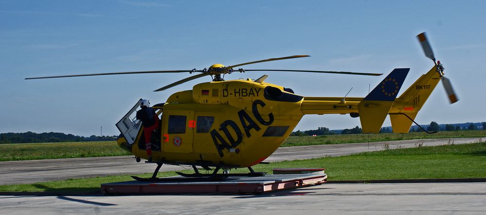 Einsatz für Christoph 62  / ADAC - Luftrettung