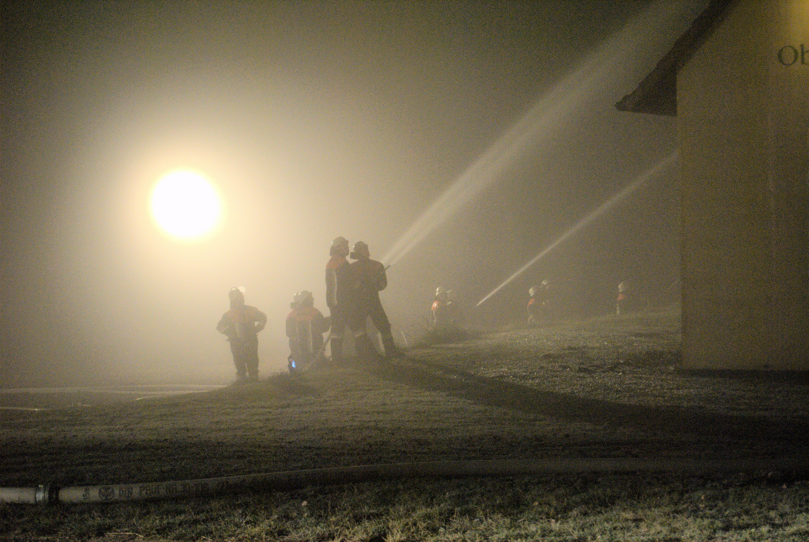 Einsatz Lagerhallenbrand 16.11.2011