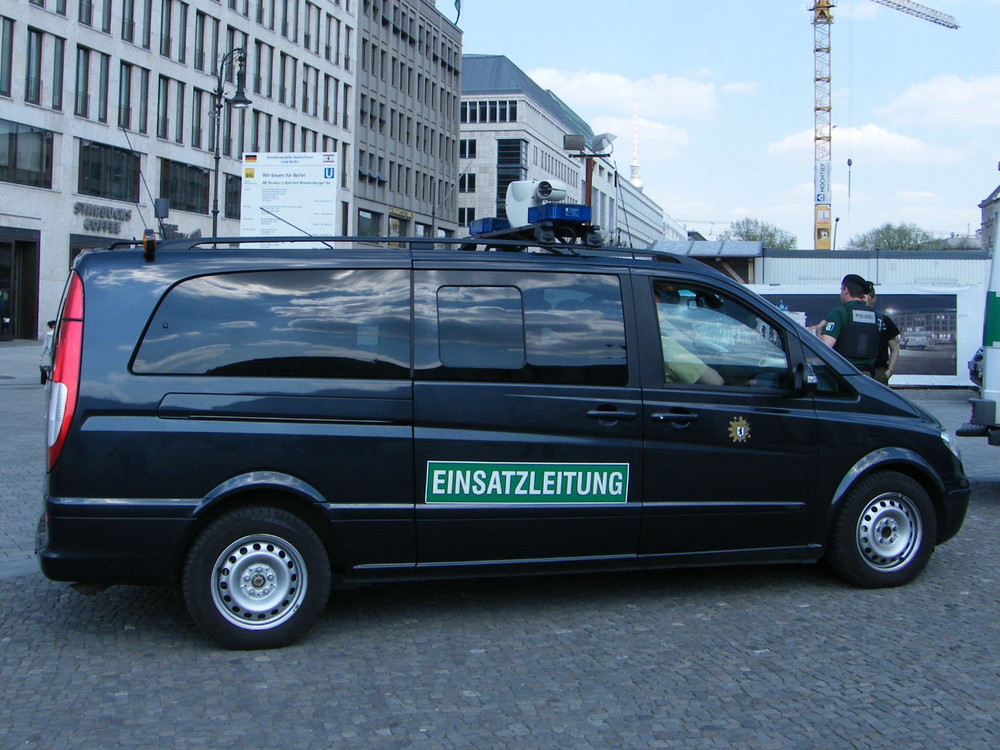 Einsatzleitung der Berliner Polizei.