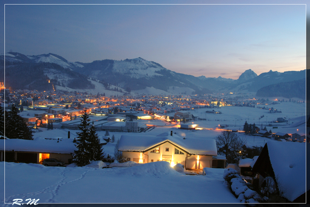 Einsiedeln bei Nacht