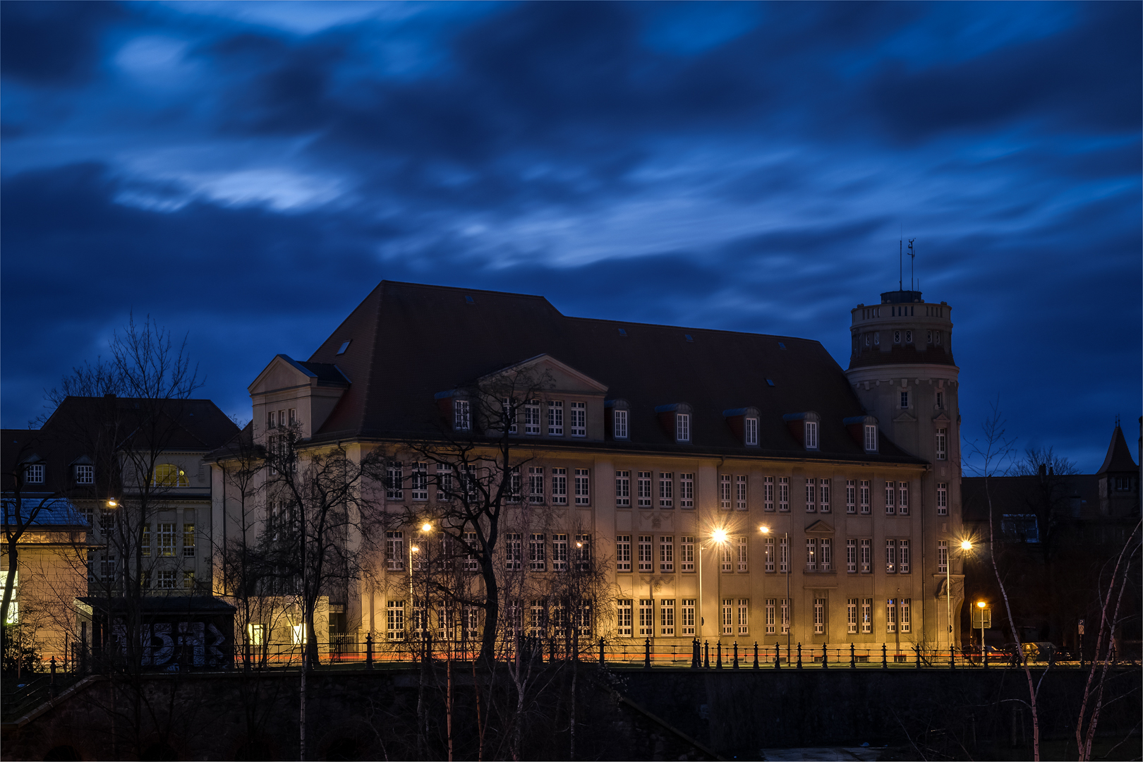 Einst Mädchenschule, ...