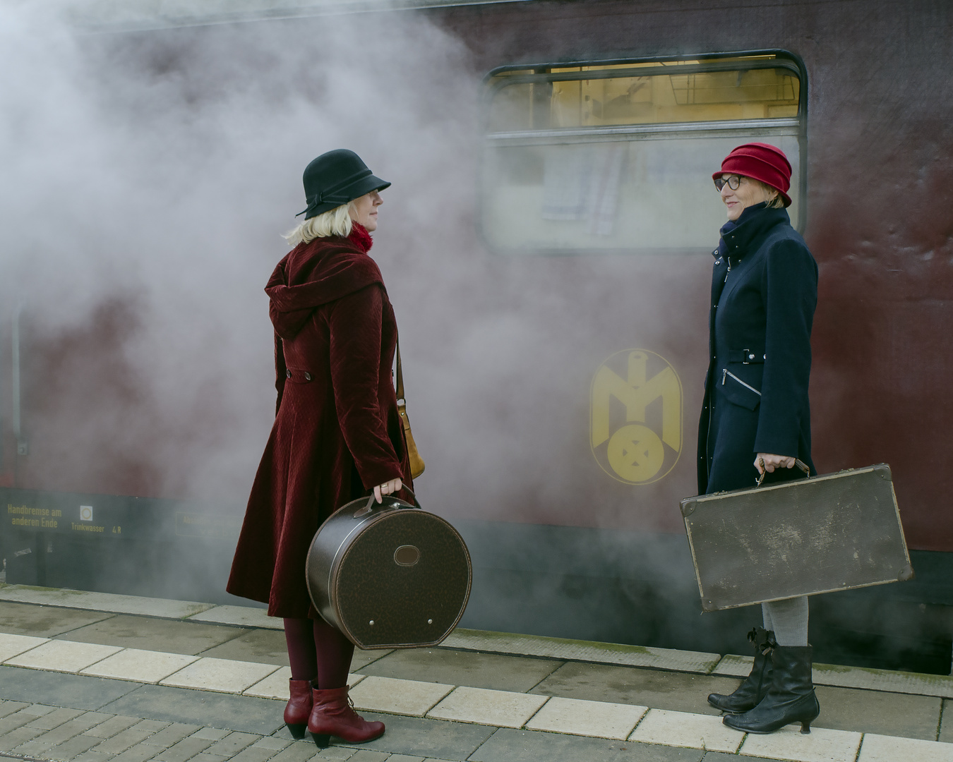 Einsteigen bitte Foto &amp; Bild | dampf-, diesel- und e-loks, eisenbahn ...