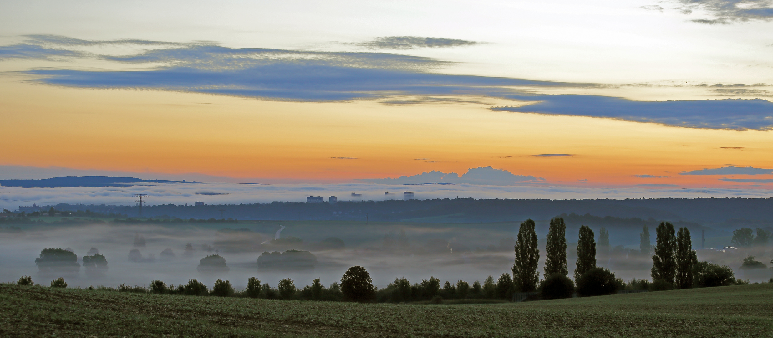 Einzelbilder wie von Ralf beim ersten Panorama hier angesprochen gibt es auch...