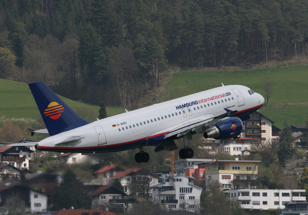 EINZELCHARTER - HAMBURG INTERNATIONAL D-AHIO - AIRBUS A-319