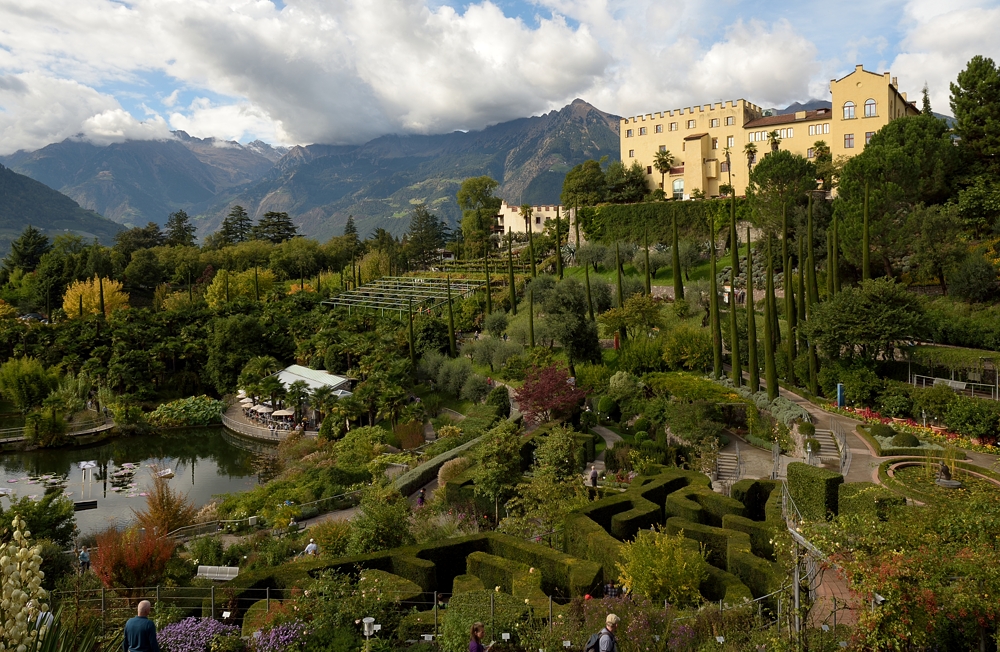 Einzigartige Gartenwelten in Meran!  Die Gärten von Schloss Trauttmansdorff in Meran.